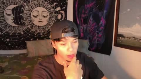 Snapshot of victorino_jhonson chatting on 10, 3, 2025 Victorino Jhonson online show from 10, 3, 2025