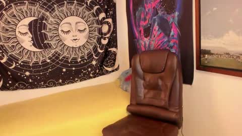 Snapshot of victorino_jhonson chatting on 1, 12, 2025 Victorino Jhonson online show from 1, 12, 2025