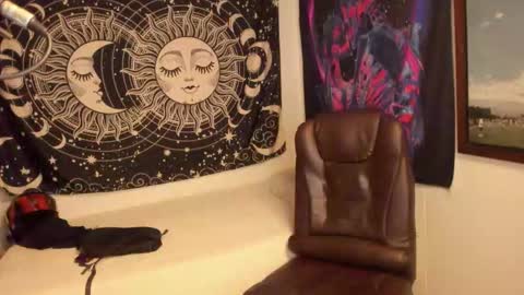 Snapshot of victorino_jhonson chatting on 16, 12, 2025 Victorino Jhonson online show from 16, 12, 2025