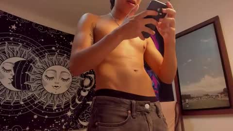 Snapshot of victorino_jhonson chatting on 13, 5, 2026 Victorino Jhonson online show from 13, 5, 2026