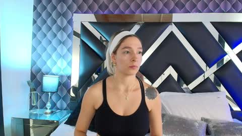 Snapshot of victtoria_lee chatting on 25, 2, 2025 victtoria lee online show from 25, 2, 2025