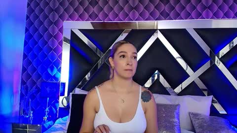 victtoria lee online show from 24, 10, 2025