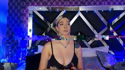 Snapshot of victtoria_lee chatting on 6, 5, 2026 victtoria lee online show from 6, 5, 2026