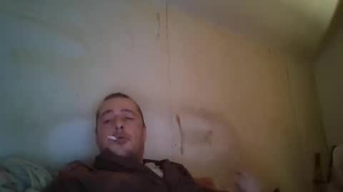 Snapshot of vids1977 chatting on 17, 12, 2024 vids1977 online show from 17, 12, 2024