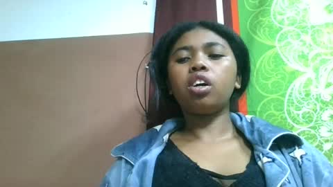 Snapshot of vierge28430 chatting on 7, 7, 2026 vierge28430 online show from 7, 7, 2026
