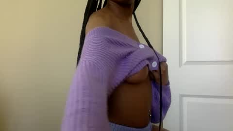 Vicky C Vicky V - Vicky C Baby Baby Vee - Schoolgurl V - V the Qween of Edging - Miss Vicky if U Nasty online show from 28, 2, 2025