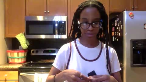 Vicky C Vicky V - Vicky C Baby Baby Vee - Schoolgurl V - V the Qween of Edging - Miss Vicky if U Nasty online show from 9, 9, 2025