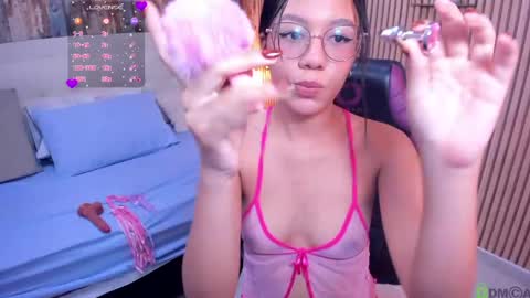 Violet online show from 28, 5, 2026