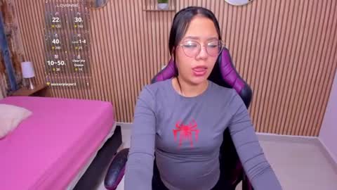 Violet online show from 12, 6, 2026