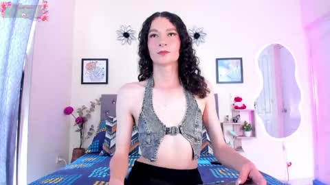 Snapshot of viioleta_cam chatting on 13, 4, 2026 Violet online show from 13, 4, 2026