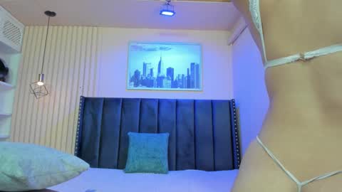 Viiolett online show from 28, 2, 2026