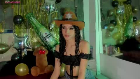Snapshot of viiolettlopez chatting on 2, 10, 2025 Violet online show from 2, 10, 2025