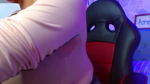 Snapshot of viiolleta chatting on 25, 11, 2025 viioleta online show from 25, 11, 2025