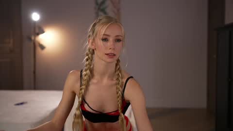 vika54784 online show from 31, 10, 2025