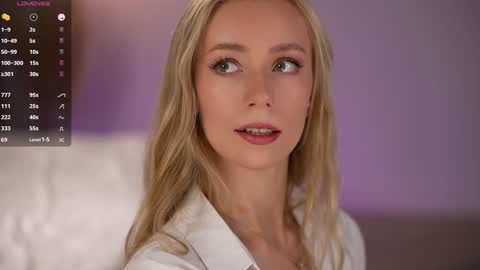 vika54784 online show from 4, 12, 2025