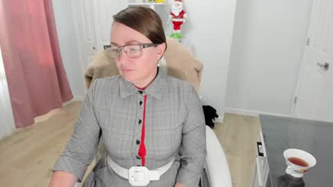 Snapshot of vika7333 chatting on 14, 12, 2024 Ukrainian-woman online show from 14, 12, 2024