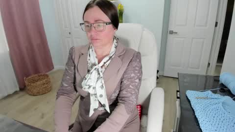 Snapshot of vika7333 chatting on 15, 2, 2025 Ukrainian-woman online show from 15, 2, 2025