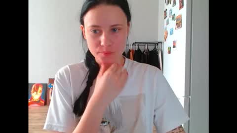 Snapshot of viki_kelt chatting on 30, 11, 2025 Viki Kelt online show from 30, 11, 2025