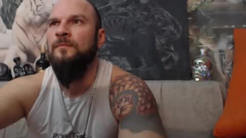Snapshot of viking_me chatting on 10, 1, 2025 viking online show from 10, 1, 2025