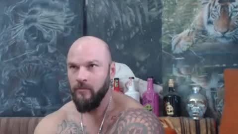 Snapshot of viking_me chatting on 18, 10, 2025 viking online show from 18, 10, 2025