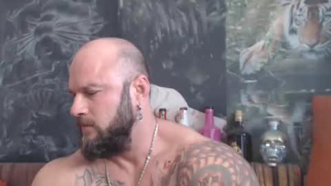Snapshot of viking_me chatting on 20, 10, 2025 viking online show from 20, 10, 2025