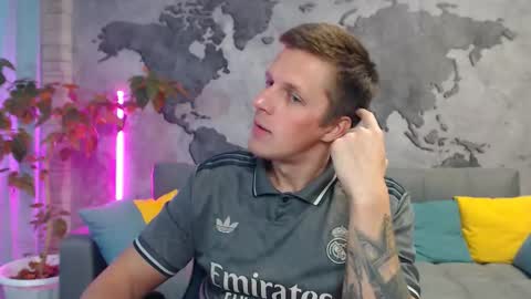 vikingchrisss online show from 10, 11, 2025