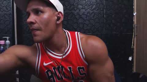 Viktor Herrera online show from 10, 10, 2025