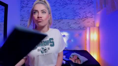 Viktoria online show from 20, 1, 2025