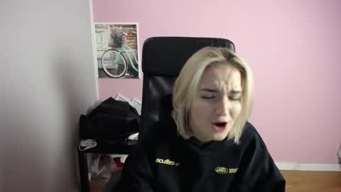 viktoria_lovely online show from 10, 3, 2026