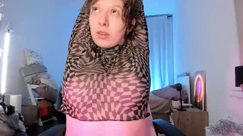 Vikky online show from 18, 11, 2025