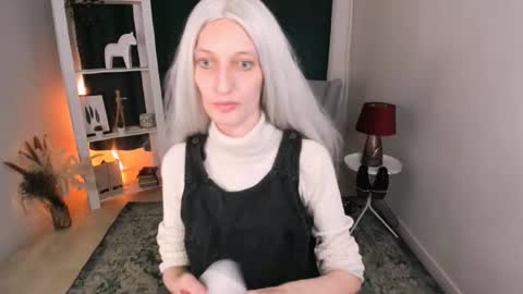 Snapshot of viktoriaclarrk chatting on 3, 12, 2025 Viktoria online show from 3, 12, 2025