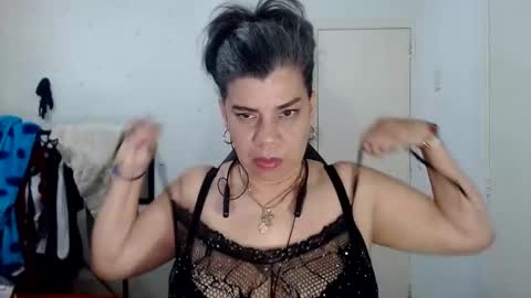 Snapshot of vikyadams chatting on 27, 2, 2025 VIKY ADAMS online show from 27, 2, 2025