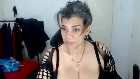 Snapshot of vikyadams chatting on 7, 3, 2025 VIKY ADAMS online show from 7, 3, 2025