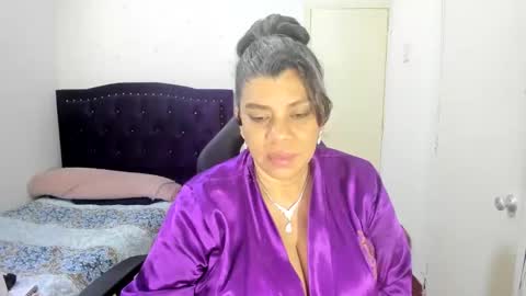 Snapshot of vikyadams chatting on 12, 9, 2025 VIKY ADAMS online show from 12, 9, 2025