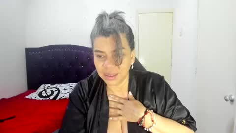 Snapshot of vikyadams chatting on 18, 9, 2025 VIKY ADAMS online show from 18, 9, 2025