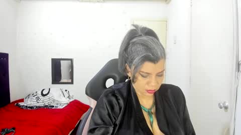 Snapshot of vikyadams chatting on 25, 9, 2025 VIKY ADAMS online show from 25, 9, 2025