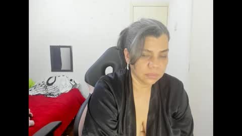 Snapshot of vikyadams chatting on 5, 10, 2025 VIKY ADAMS online show from 5, 10, 2025