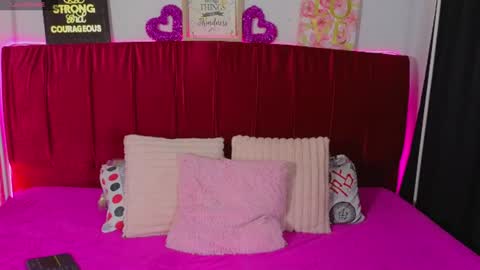 Snapshot of viloet_sweet chatting on 26, 6, 2026 viloet_sweet online show from 26, 6, 2026