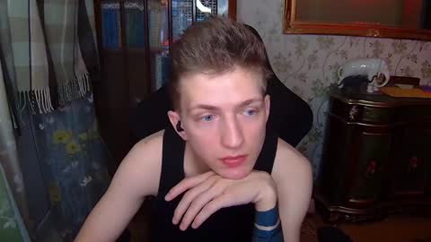 Snapshot of vince__dice chatting on 2, 1, 2025 Dimoooooon online show from 2, 1, 2025