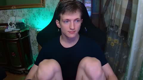 Snapshot of vince__dice chatting on 3, 2, 2025 Dimoooooon online show from 3, 2, 2025