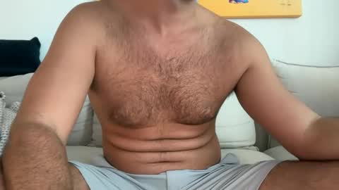 Snapshot of vincee2 chatting on 14, 9, 2025 vincee2 online show from 14, 9, 2025