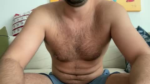 Snapshot of vincee2 chatting on 4, 12, 2025 vincee2 online show from 4, 12, 2025