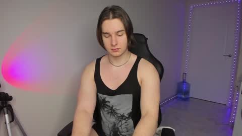 Vincent Strong online show from 12, 1, 2025