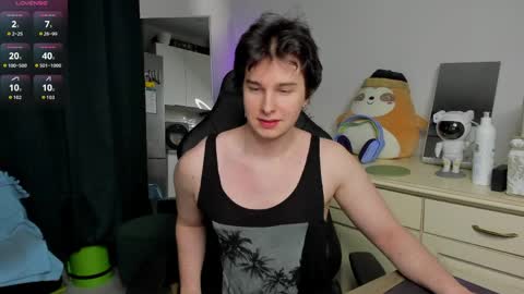 Vincent Strong online show from 5, 4, 2026