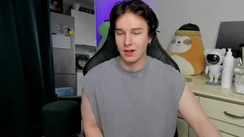 Vincent Strong online show from 15, 4, 2026