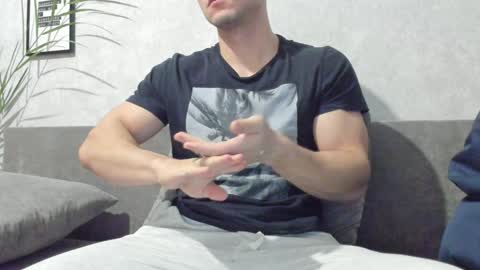 Snapshot of vincent_o chatting on 11, 1, 2025 Vincent. uncut 18cm online show from 11, 1, 2025