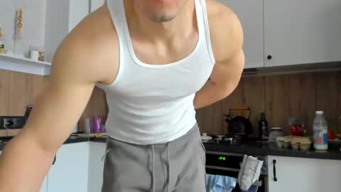 Snapshot of vincent_o chatting on 1, 3, 2025 Vincent. uncut 18cm online show from 1, 3, 2025