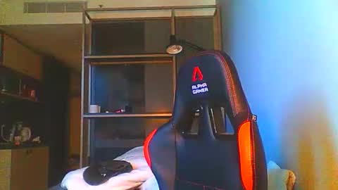 Snapshot of vincentprice69 chatting on 26, 10, 2025 vincentprice69 online show from 26, 10, 2025