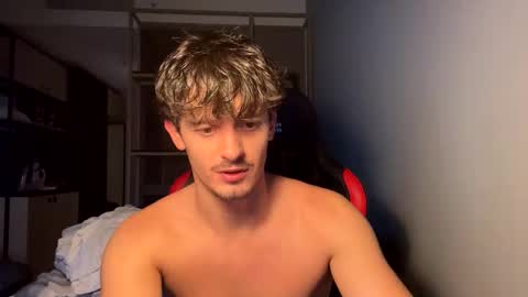 Snapshot of vincentprice69 chatting on 4, 11, 2025 vincentprice69 online show from 4, 11, 2025