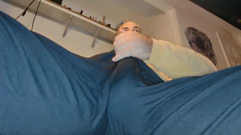 Snapshot of vineatspussnluvsit chatting on 16, 1, 2025 onlyhaveeyes4u online show from 16, 1, 2025